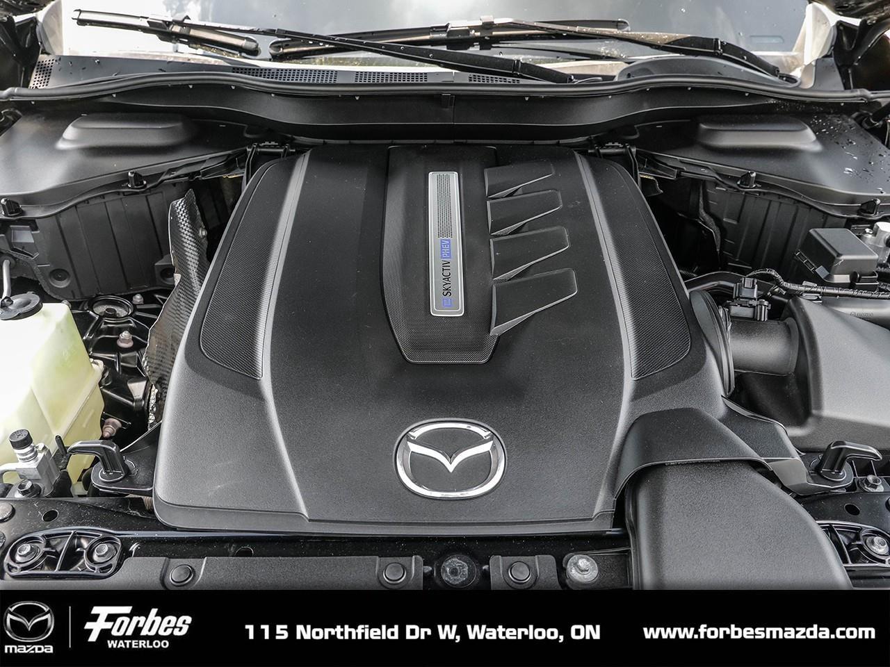 2025 Mazda CX-70 PHEV GT 4dr i-ACTIV All-Wheel Drive Sport Utility Photo4