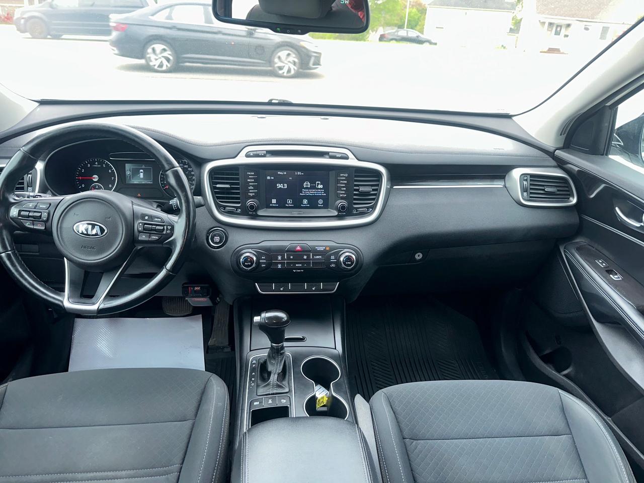 2017 Kia Sorento LX 7 Seaters Photo