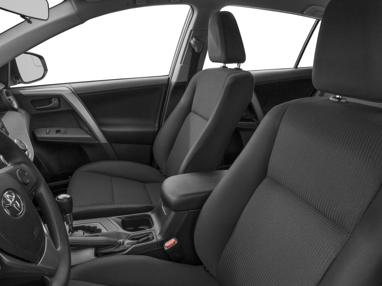 2017 Toyota RAV4 AWD 4dr LE Photo