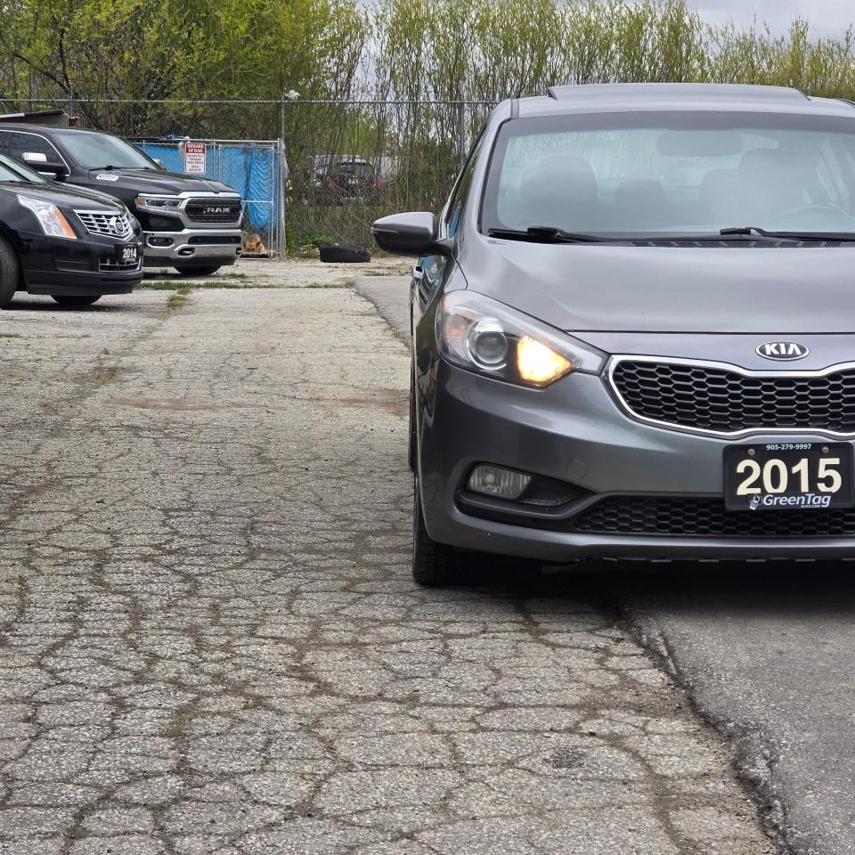 2015 Kia Forte 4dr Sdn Auto EX w/Sunroof Photo