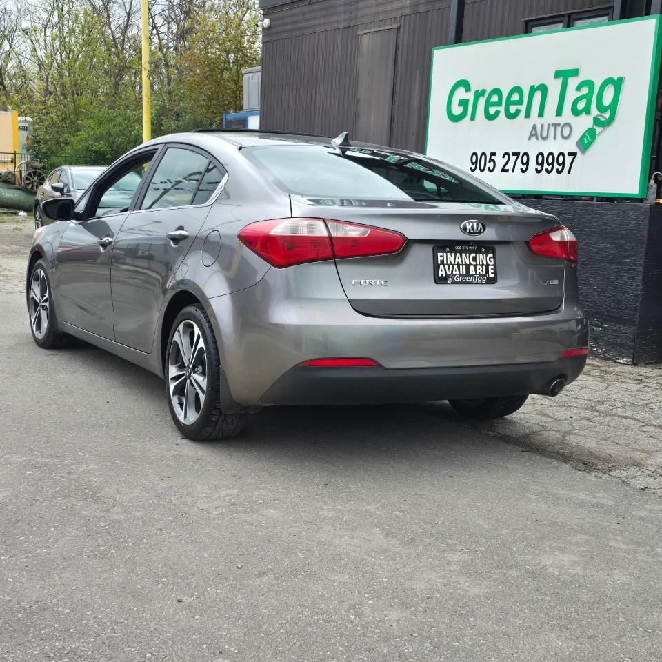 2015 Kia Forte 4dr Sdn Auto EX w/Sunroof Photo