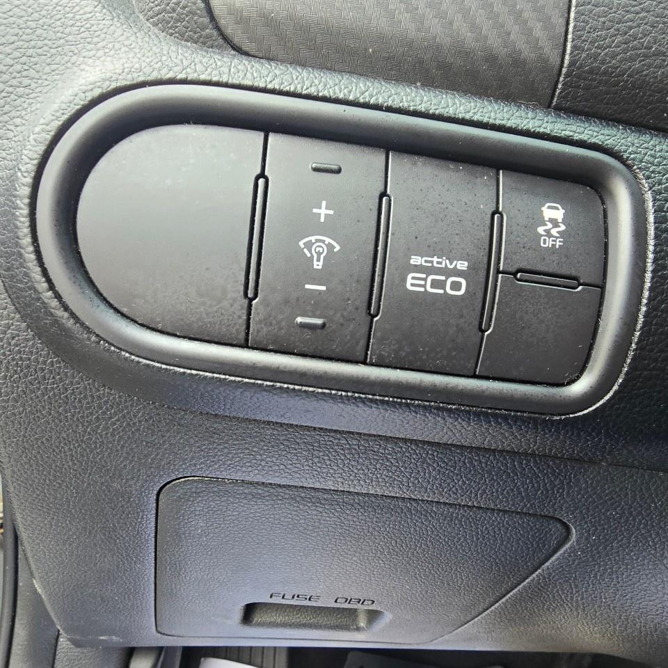 2015 Kia Forte 4dr Sdn Auto EX w/Sunroof Photo