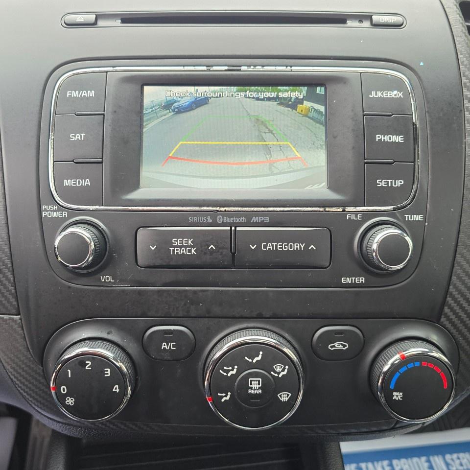 2015 Kia Forte 4dr Sdn Auto EX w/Sunroof Photo