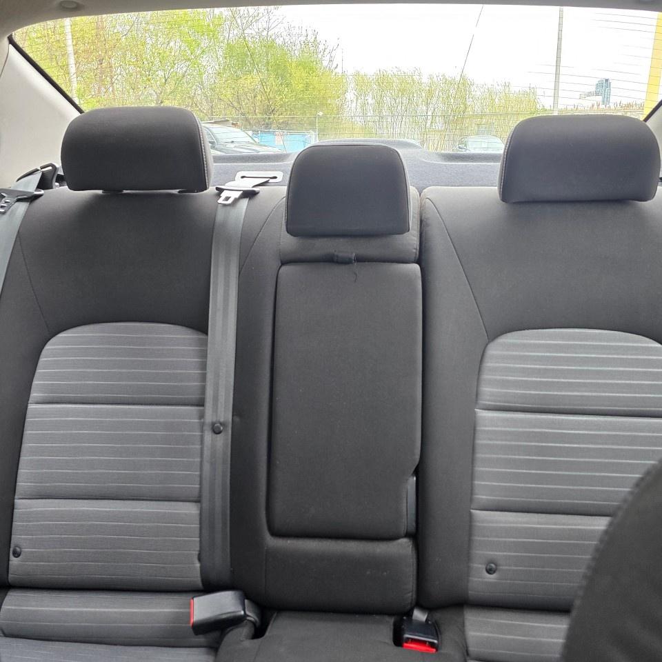 2015 Kia Forte 4dr Sdn Auto EX w/Sunroof Photo