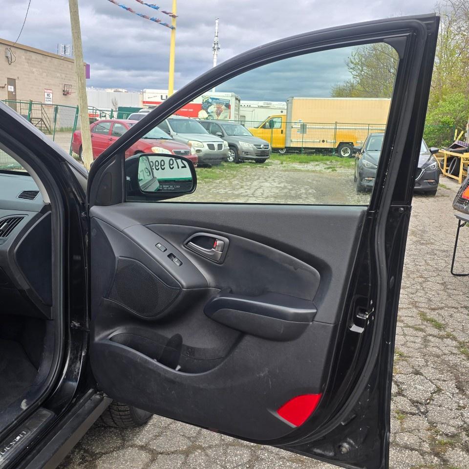 2015 Hyundai Tucson AWD 4DR AUTO LIMITED Photo