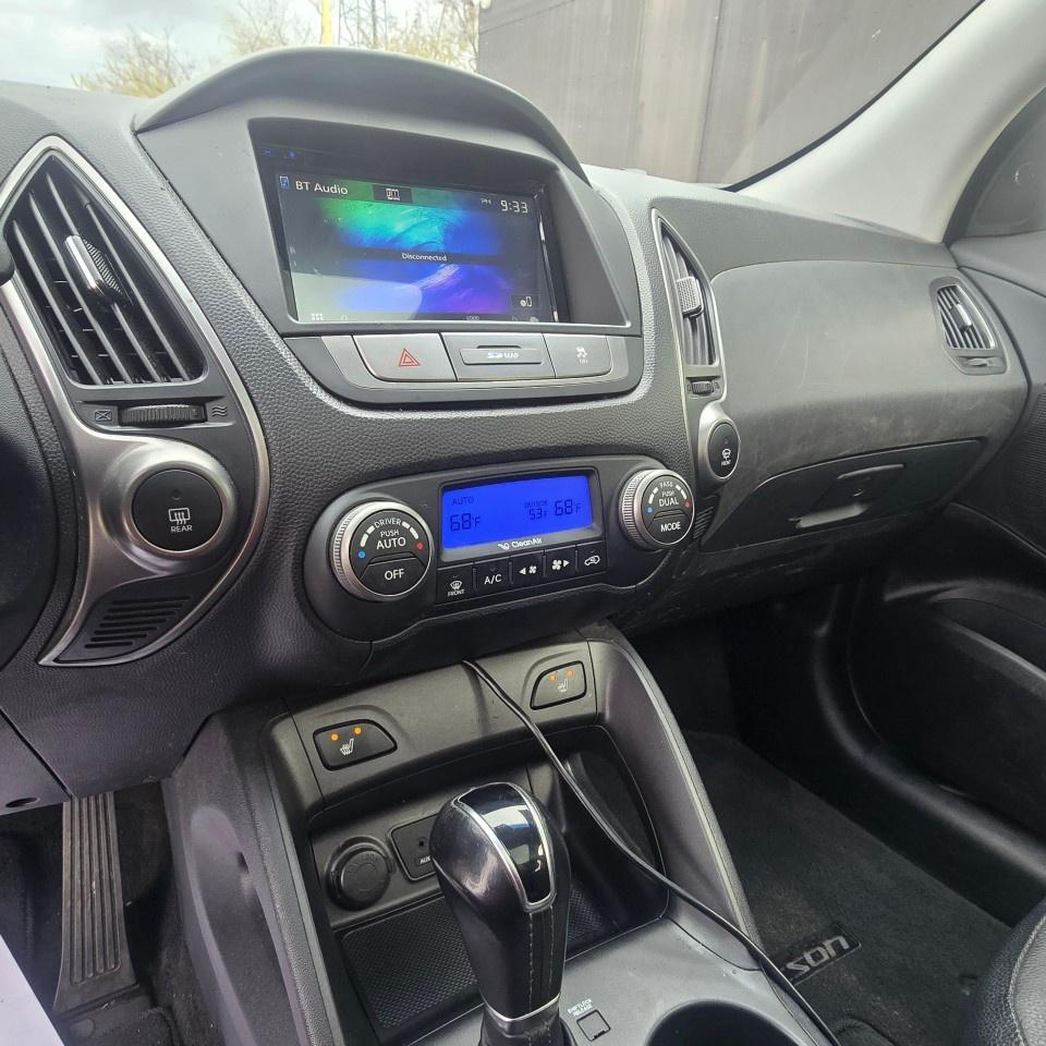 2015 Hyundai Tucson AWD 4DR AUTO LIMITED Photo