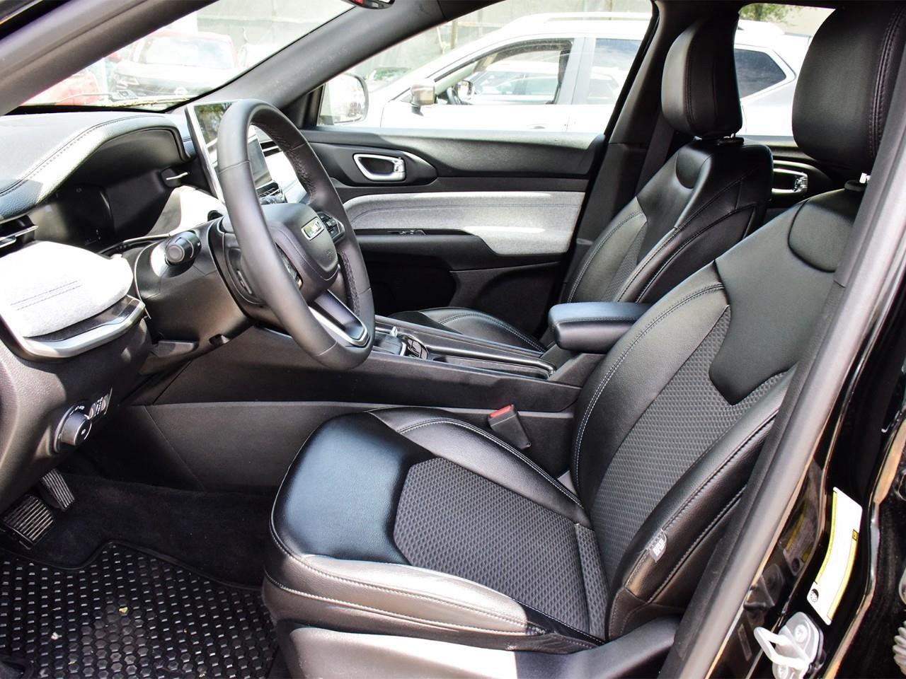 2023 Jeep Compass North 4dr 4x4 Photo