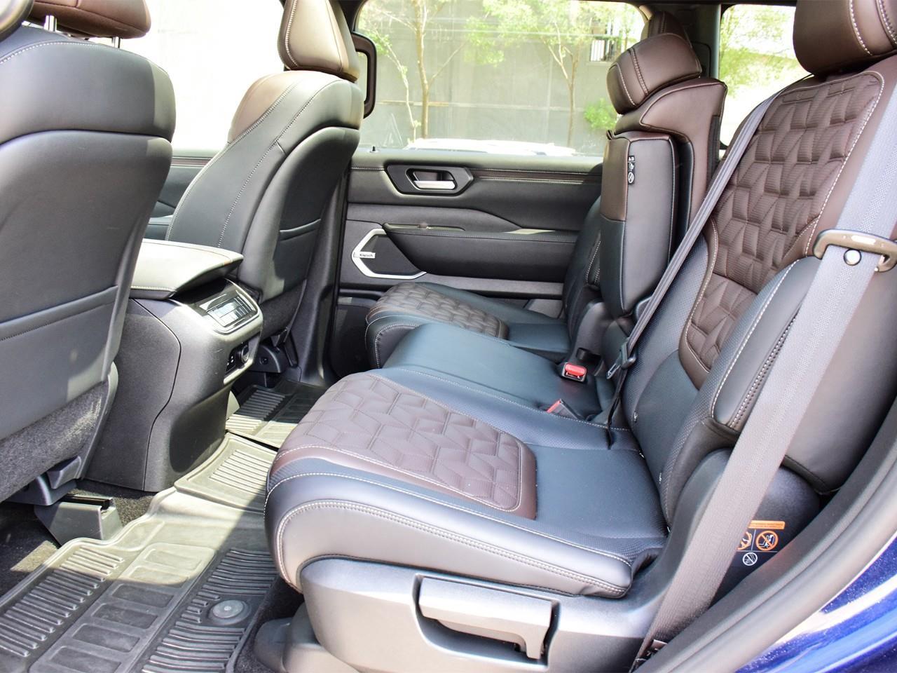 2026 Nissan Armada Platinum 4dr 4x4 Photo
