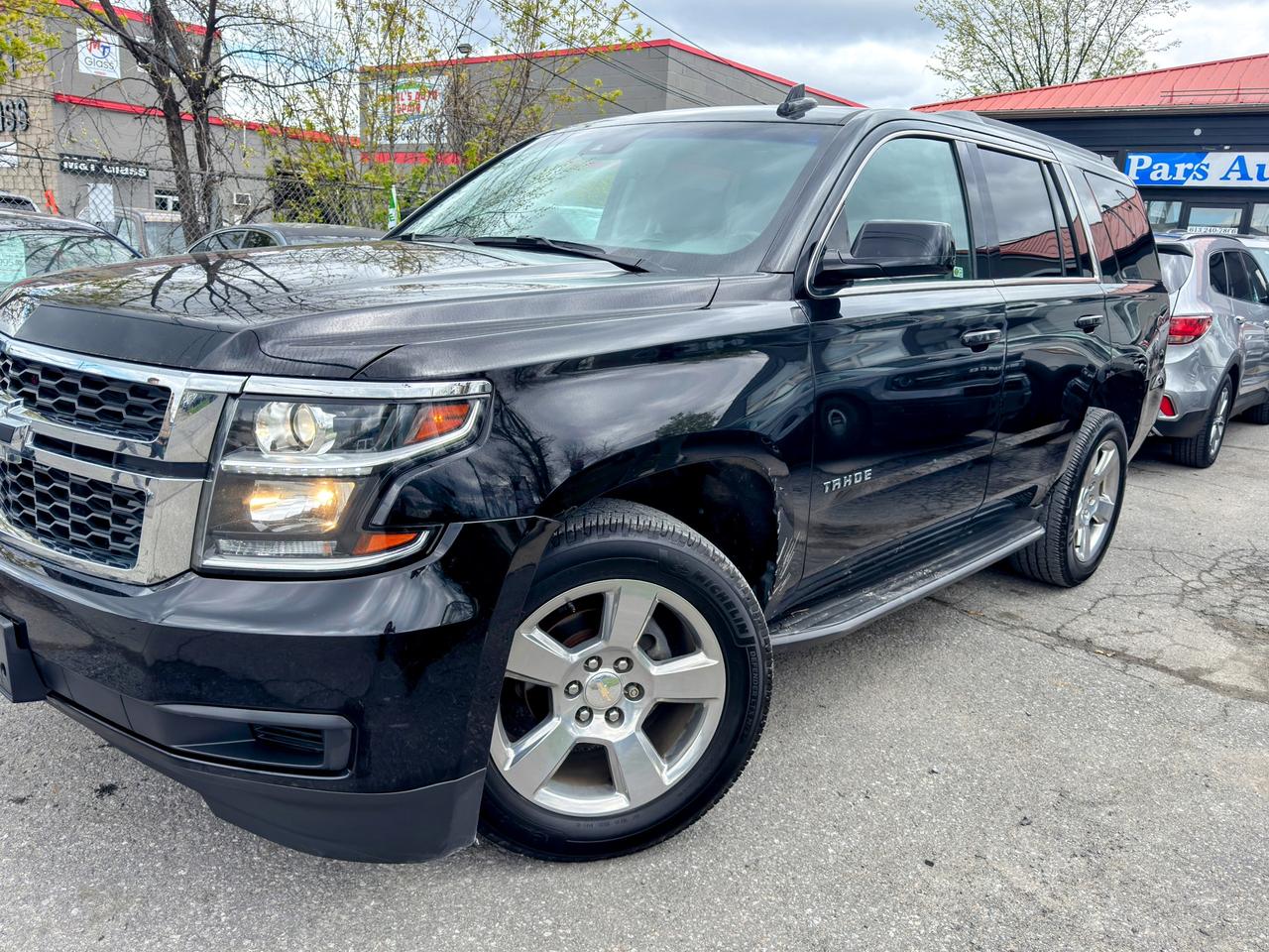 2019 Chevrolet Tahoe LS Photo0