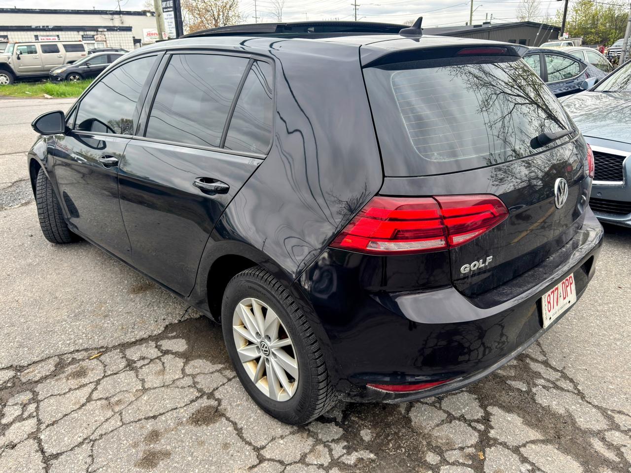 2020 Volkswagen Golf  Photo
