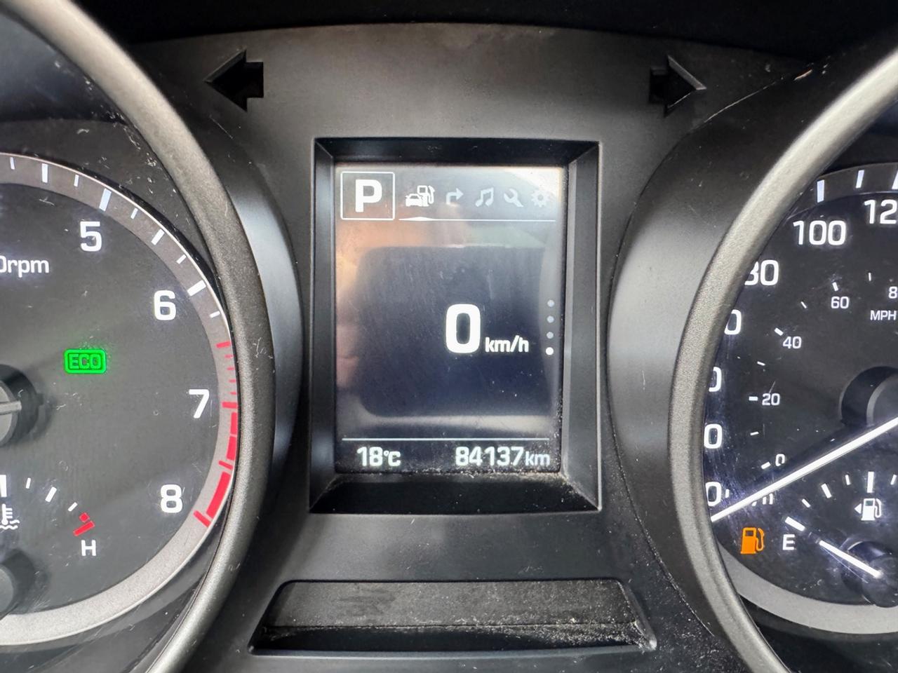 2017 Hyundai Santa Fe LIMITED Photo