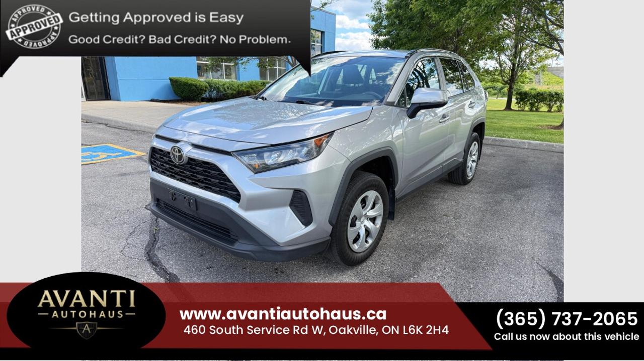 2021 Toyota RAV4 LE Photo0