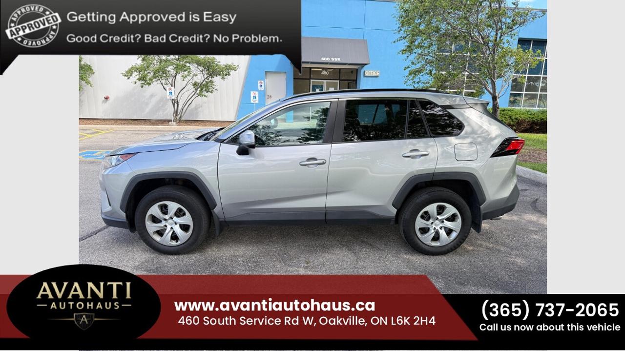 2021 Toyota RAV4 LE Photo