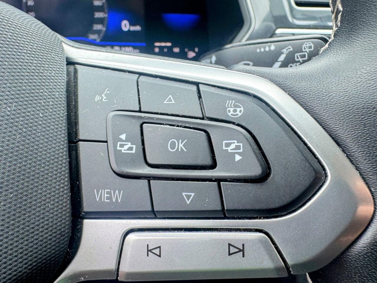 2022 Volkswagen Tiguan S Photo