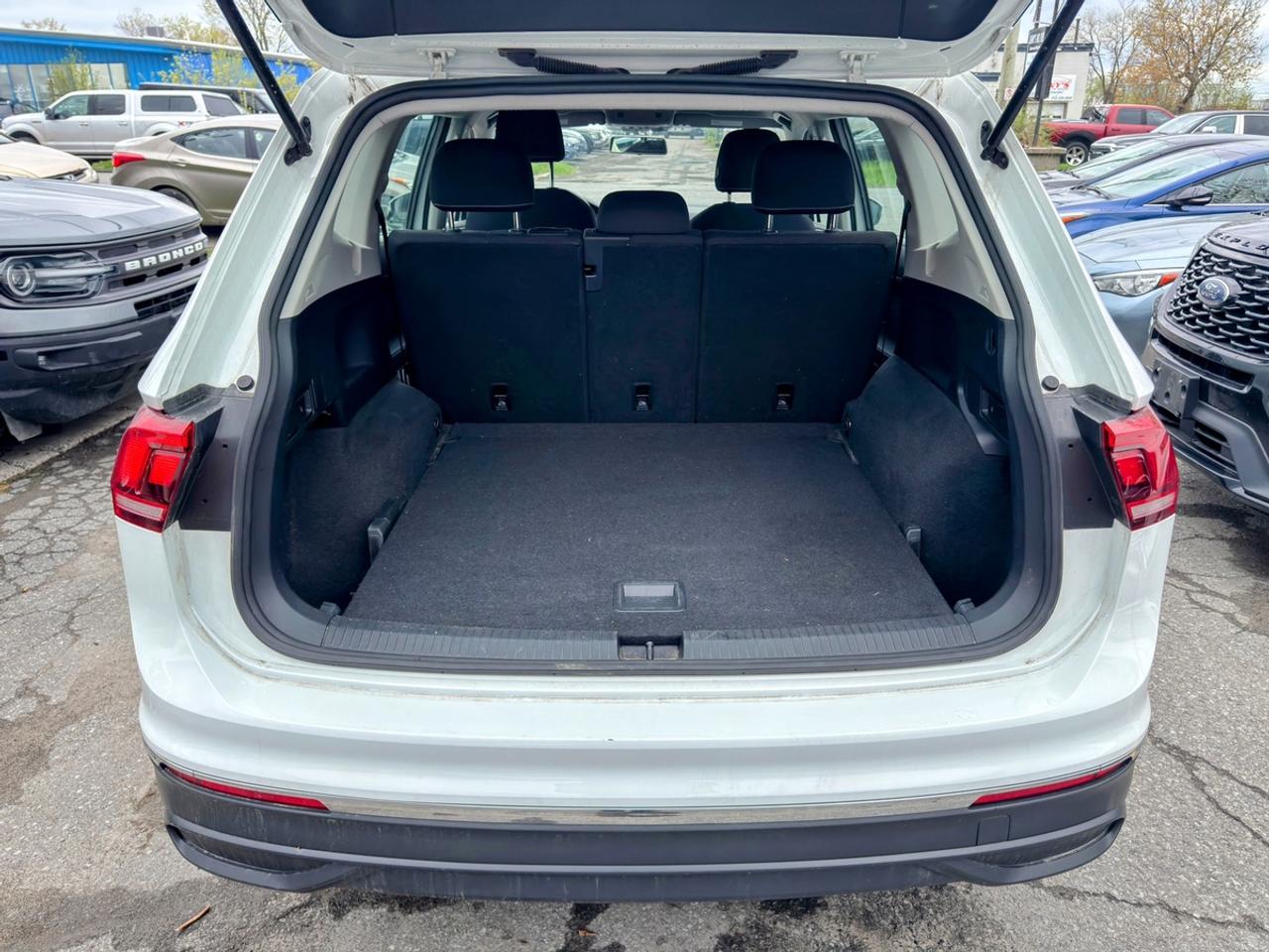 2022 Volkswagen Tiguan S Photo