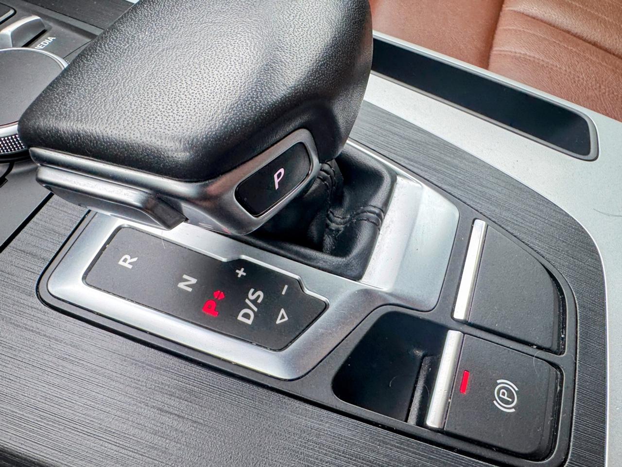 2019 Audi Q5 PREMIUM Photo