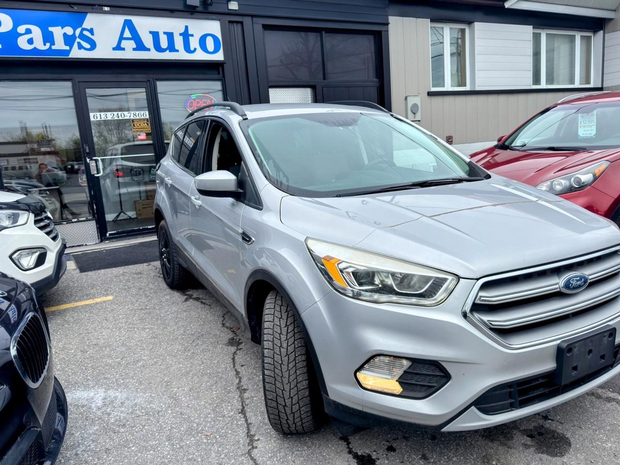 2017 Ford Escape SE Photo