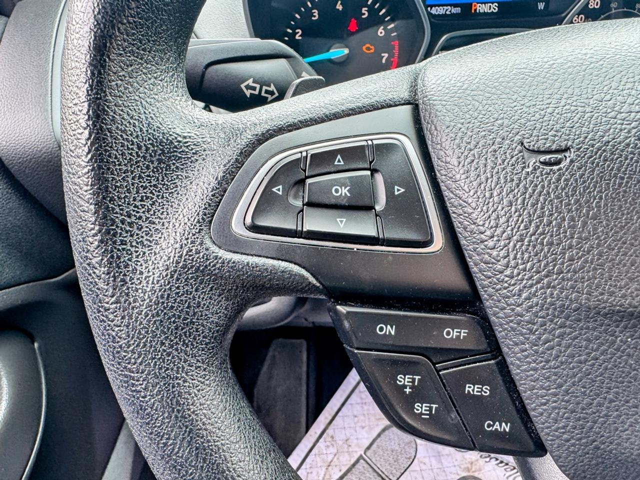 2017 Ford Escape SE Photo