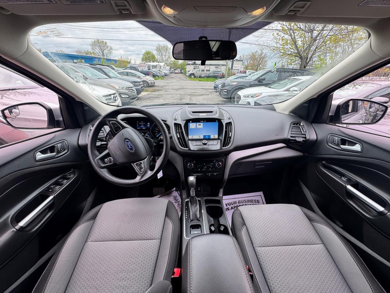 2017 Ford Escape SE Photo