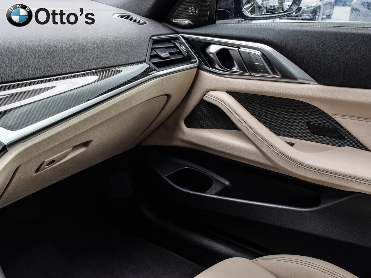 2024 BMW 4 Series xDrive Cabriolet Photo