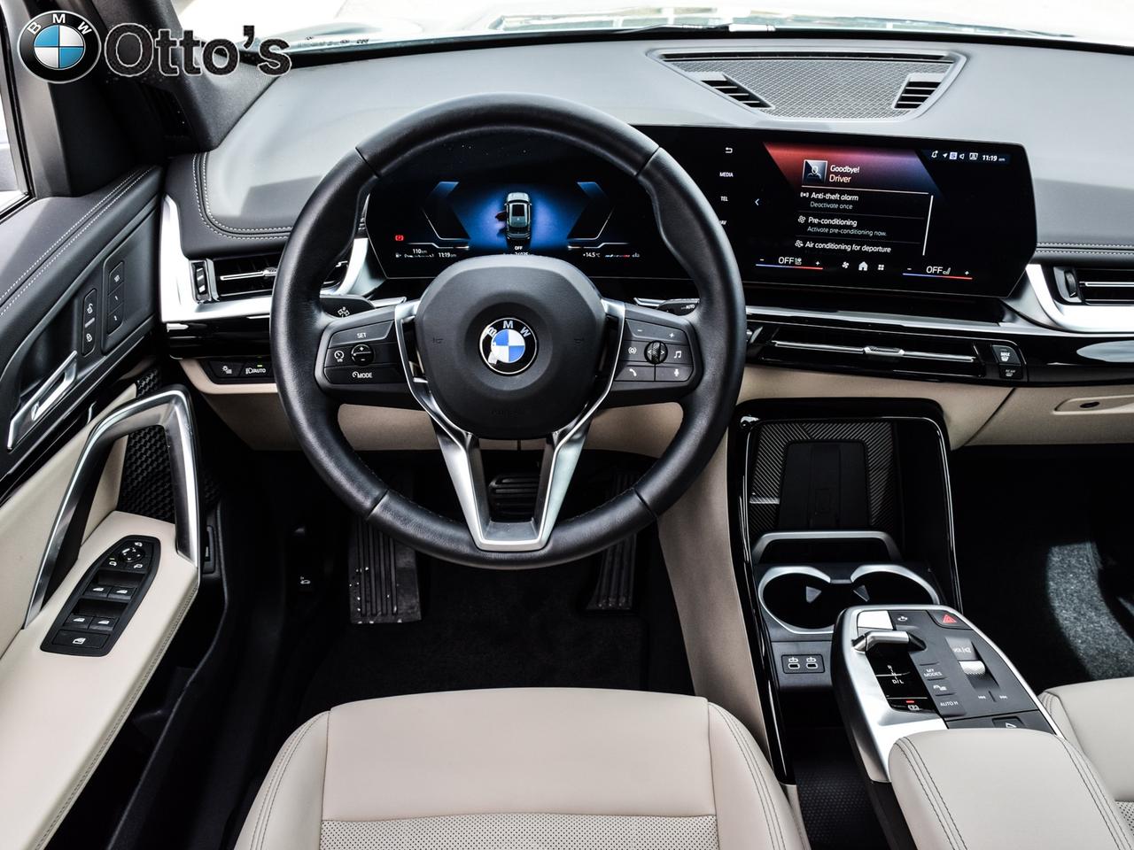 2025 BMW X1 xDrive28i Photo