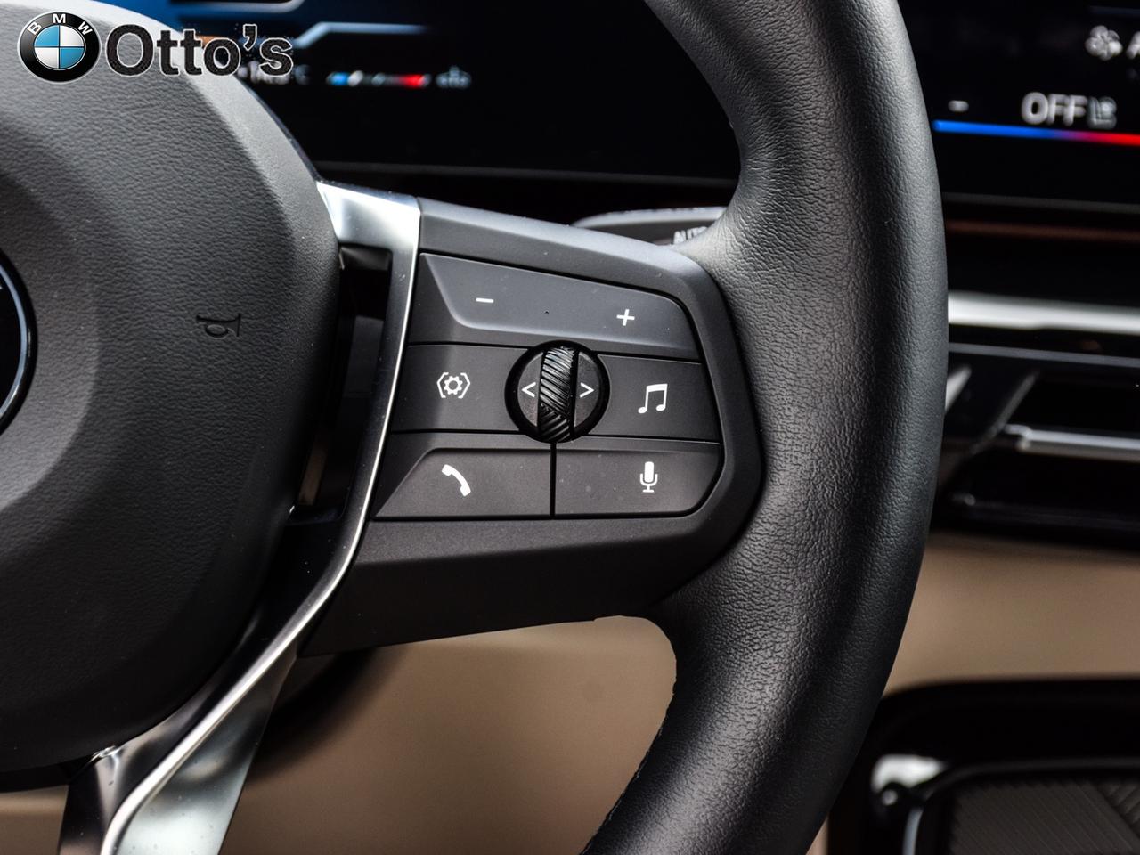 2025 BMW X1 xDrive28i Photo