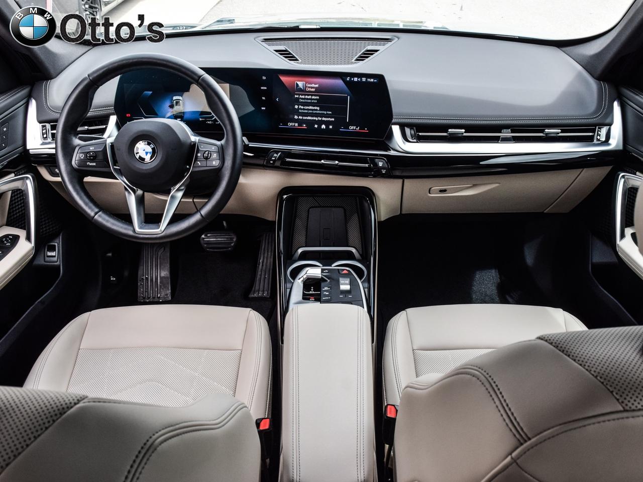 2025 BMW X1 xDrive28i Photo
