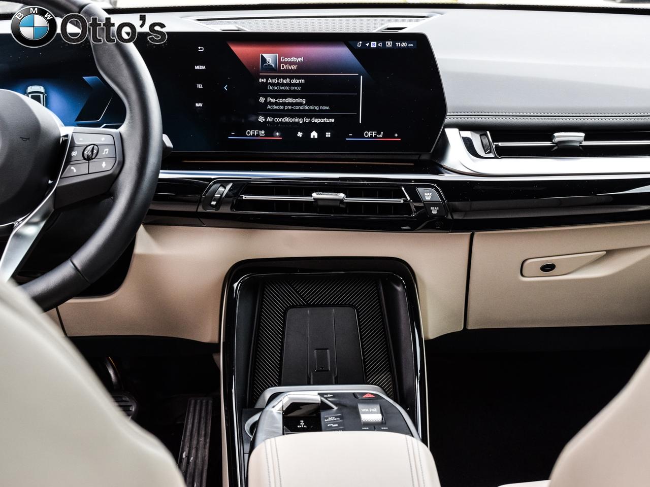 2025 BMW X1 xDrive28i Photo