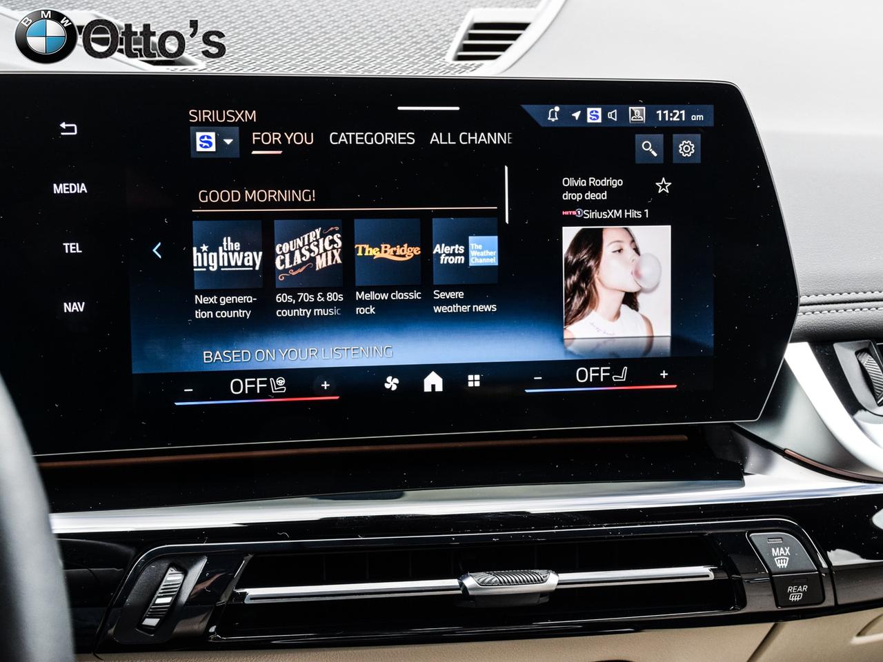 2025 BMW X1 xDrive28i Photo
