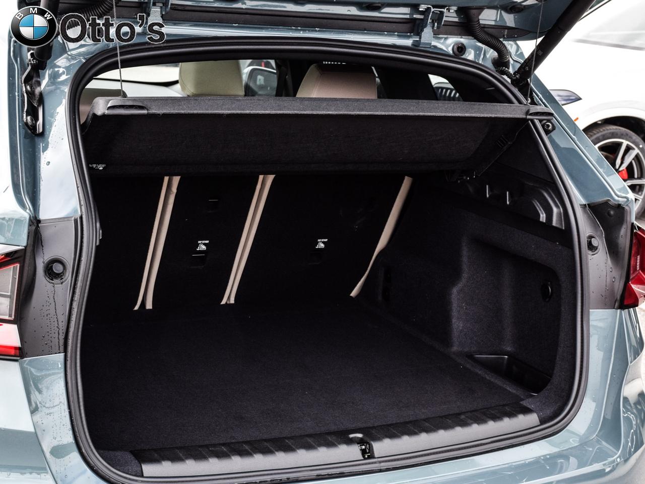 2025 BMW X1 xDrive28i Photo