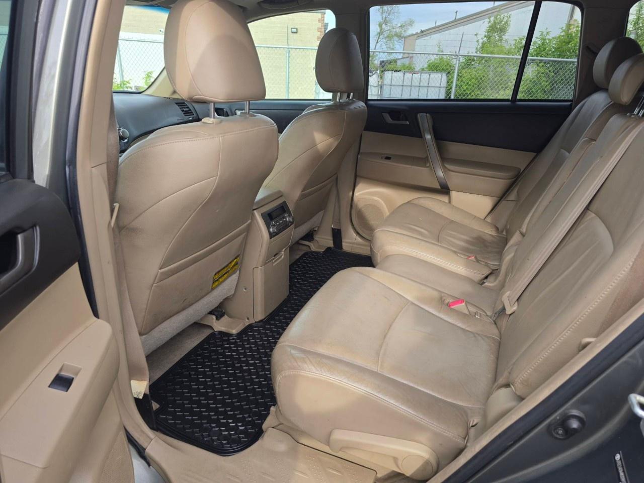 2008 Toyota Highlander 4WD 4dr Sport Photo