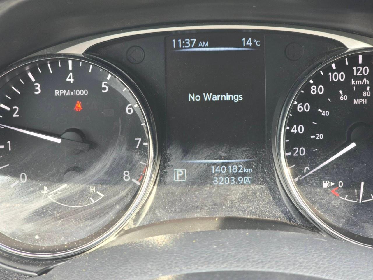 2016 Nissan Rogue AWD 4dr SV Photo