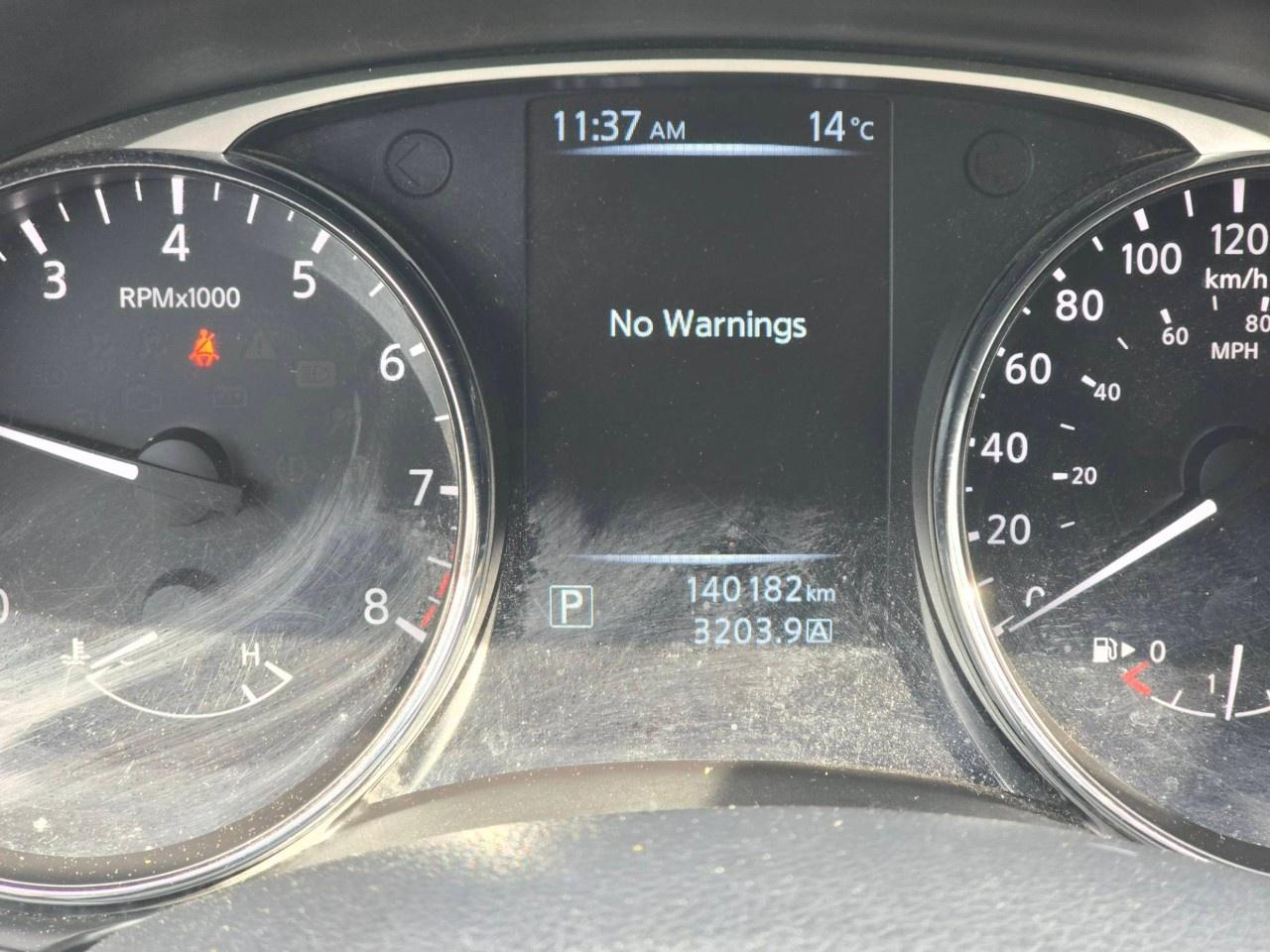2016 Nissan Rogue AWD 4dr SV Photo