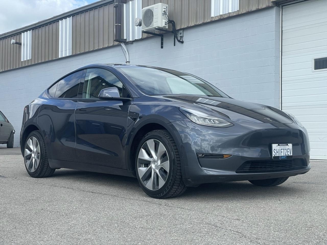 2022 Tesla Model Y LR AWD   Tow PKG! Clean CARFAX! No Additional Fees Photo