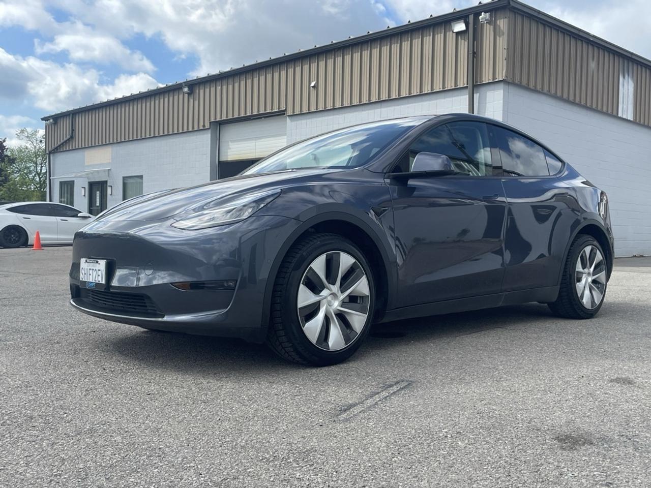 2022 Tesla Model Y LR AWD   Tow PKG! Clean CARFAX! No Additional Fees Photo