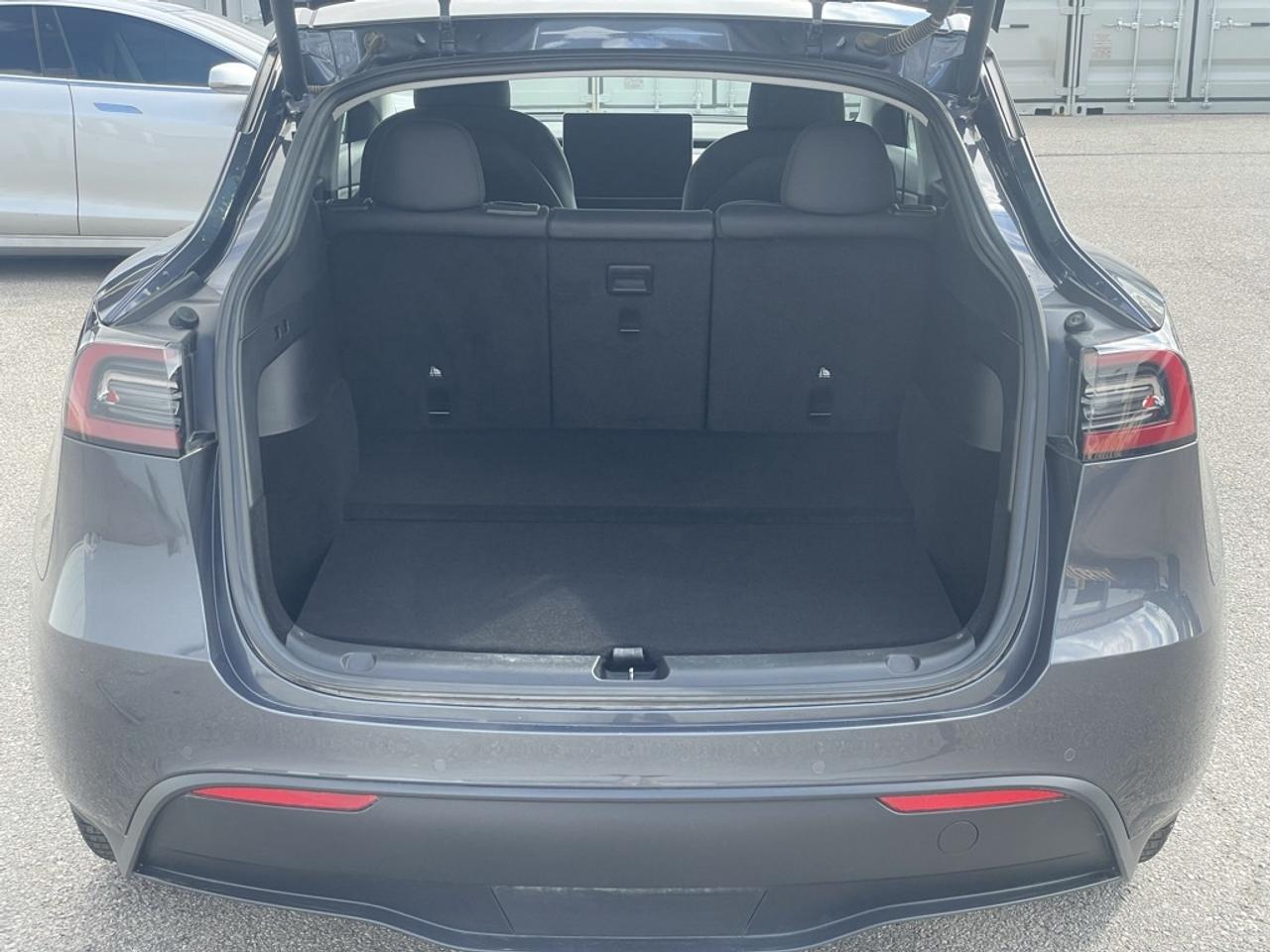 2022 Tesla Model Y LR AWD   Tow PKG! Clean CARFAX! No Additional Fees Photo