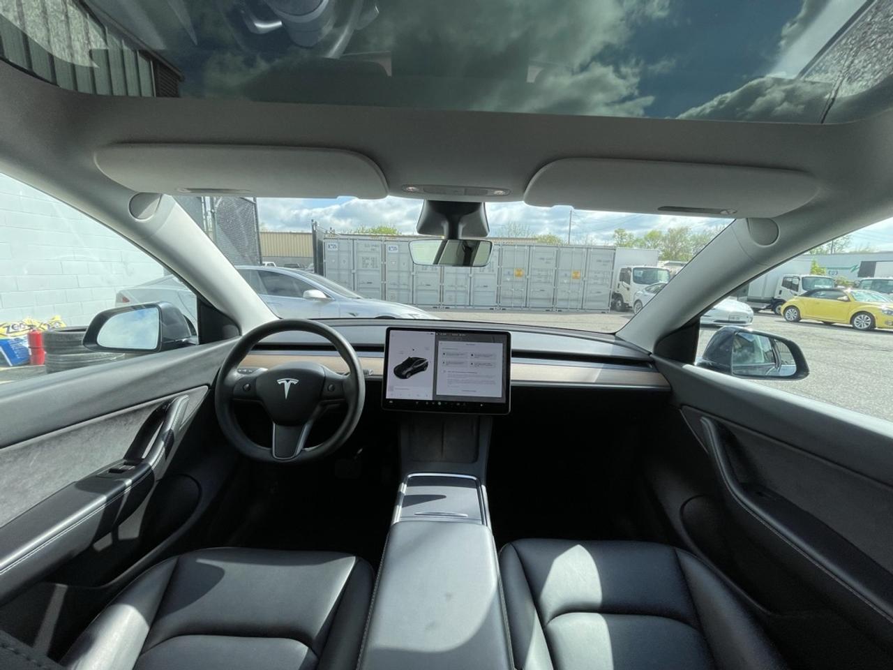 2022 Tesla Model Y LR AWD   Tow PKG! Clean CARFAX! No Additional Fees Photo