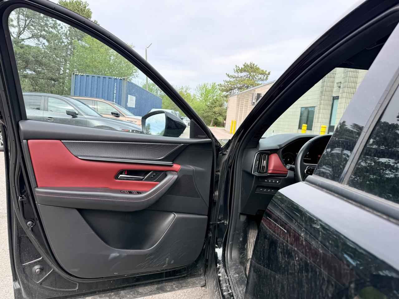2025 Mazda CX-70 PHEV GT 4dr i-ACTIV All-Wheel Drive Sport Utility Photo