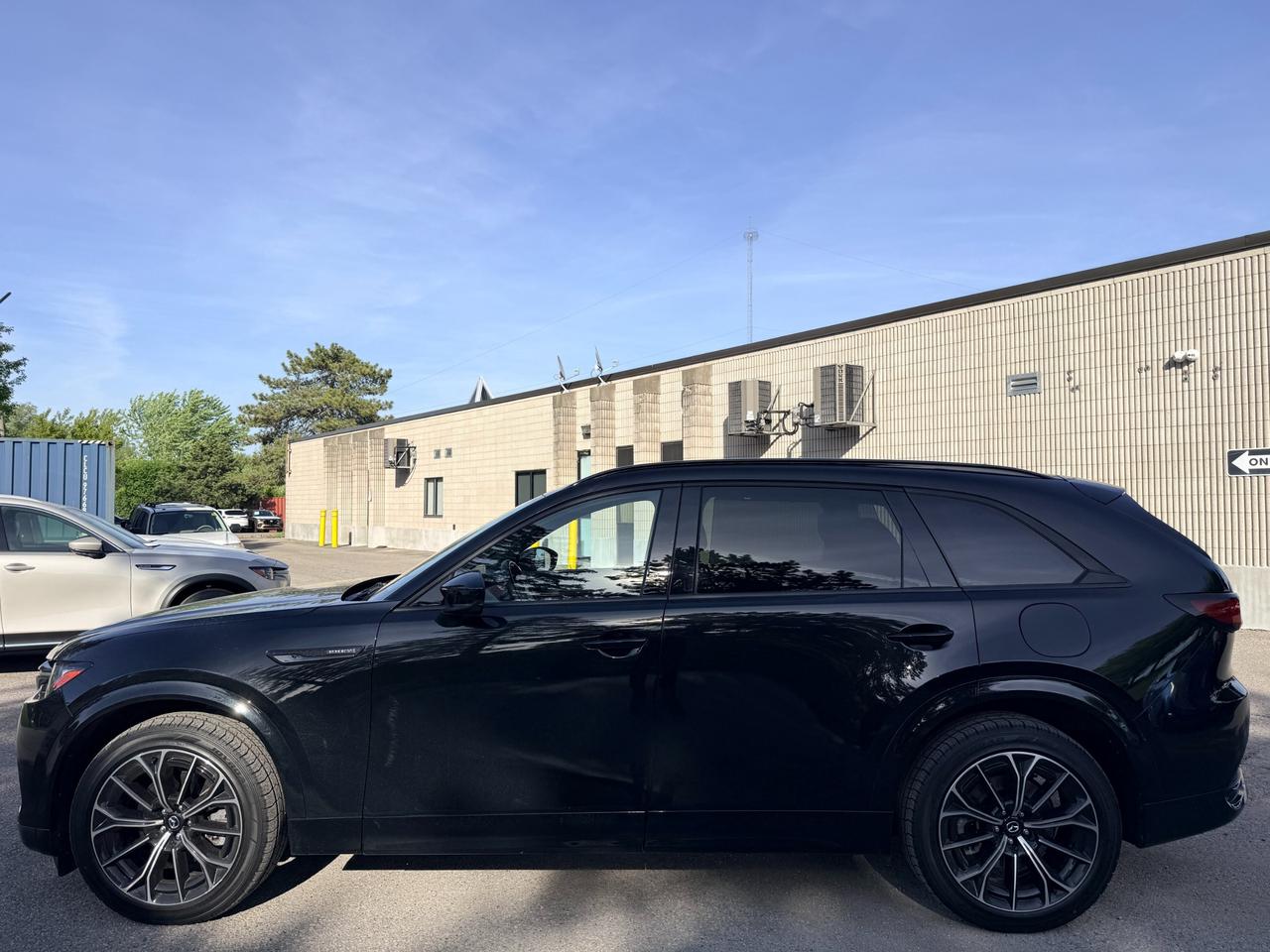 2025 Mazda CX-70 PHEV GT 4dr i-ACTIV All-Wheel Drive Sport Utility Photo