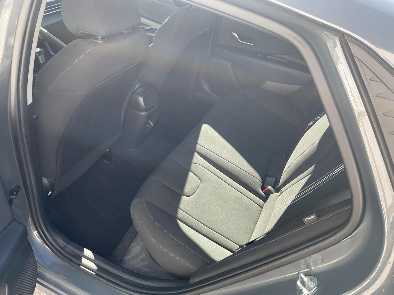2024 Hyundai Elantra  Photo