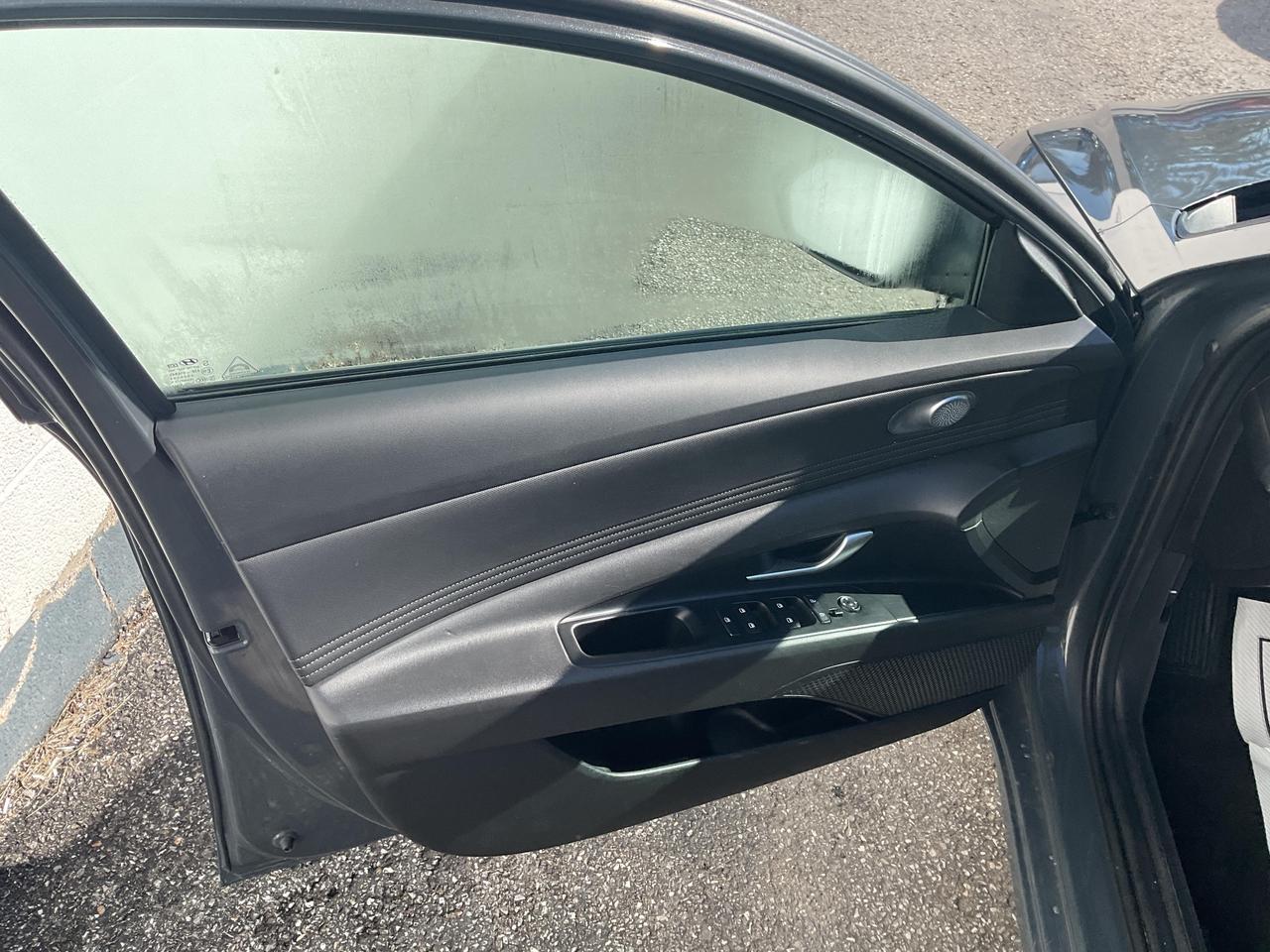 2024 Hyundai Elantra  Photo
