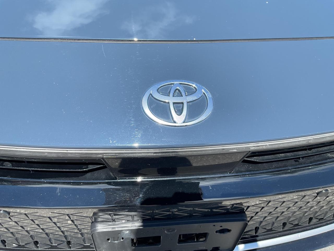2025 Toyota Crown Limited 4dr Sedan Photo