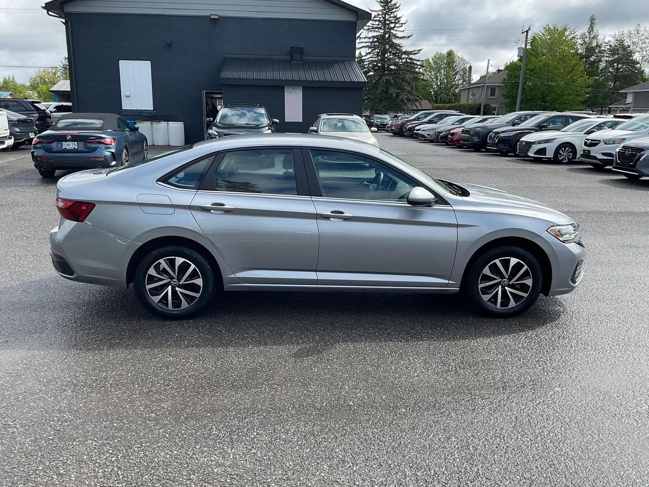 2024 Volkswagen Jetta Trendline (A8) 4dr Sedan Photo