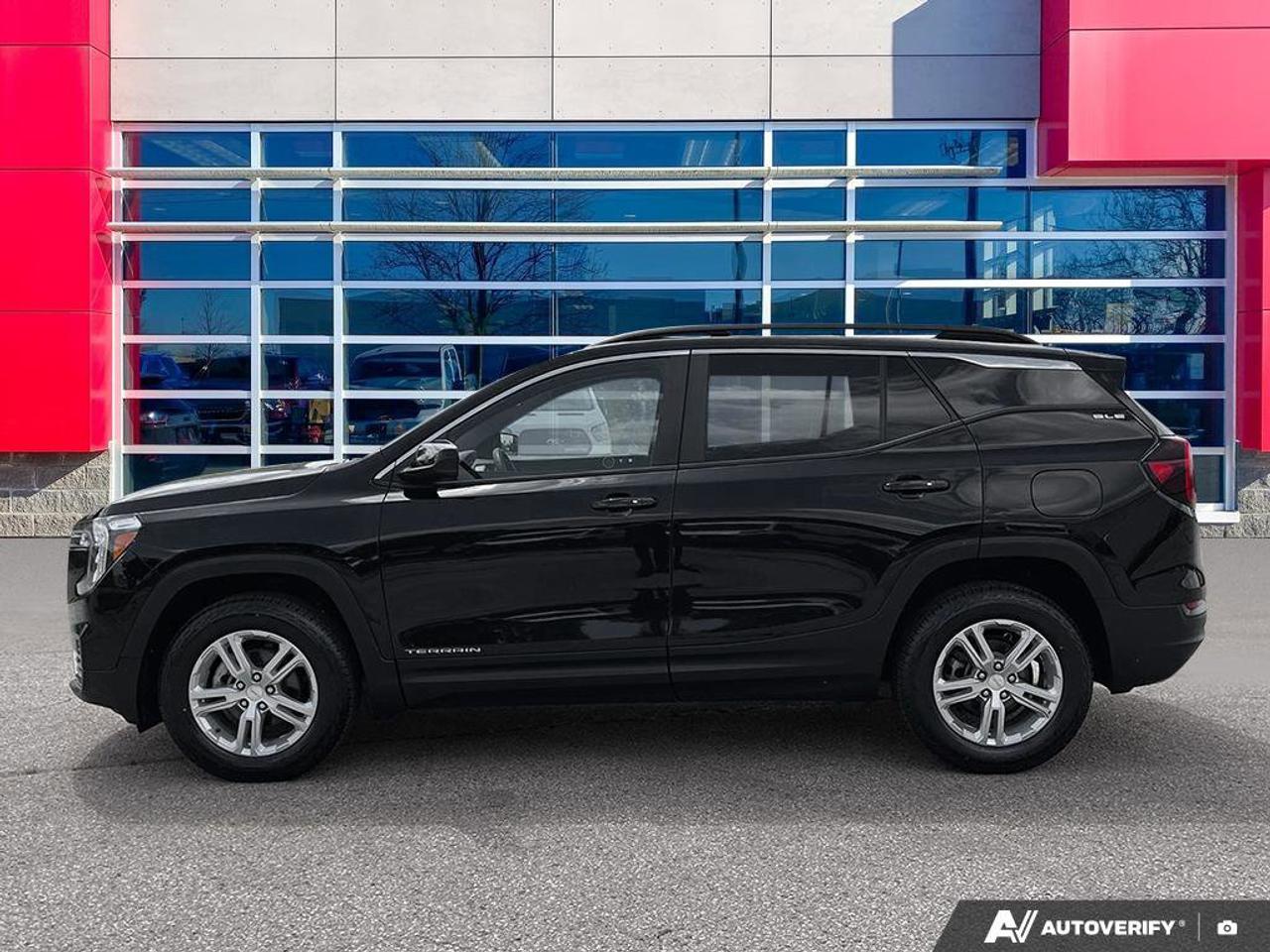2022 GMC Terrain SLE | Heated Front Seats | Power Driver's Seat | Forward Collision Alert | Lane Keep Assist | Photo