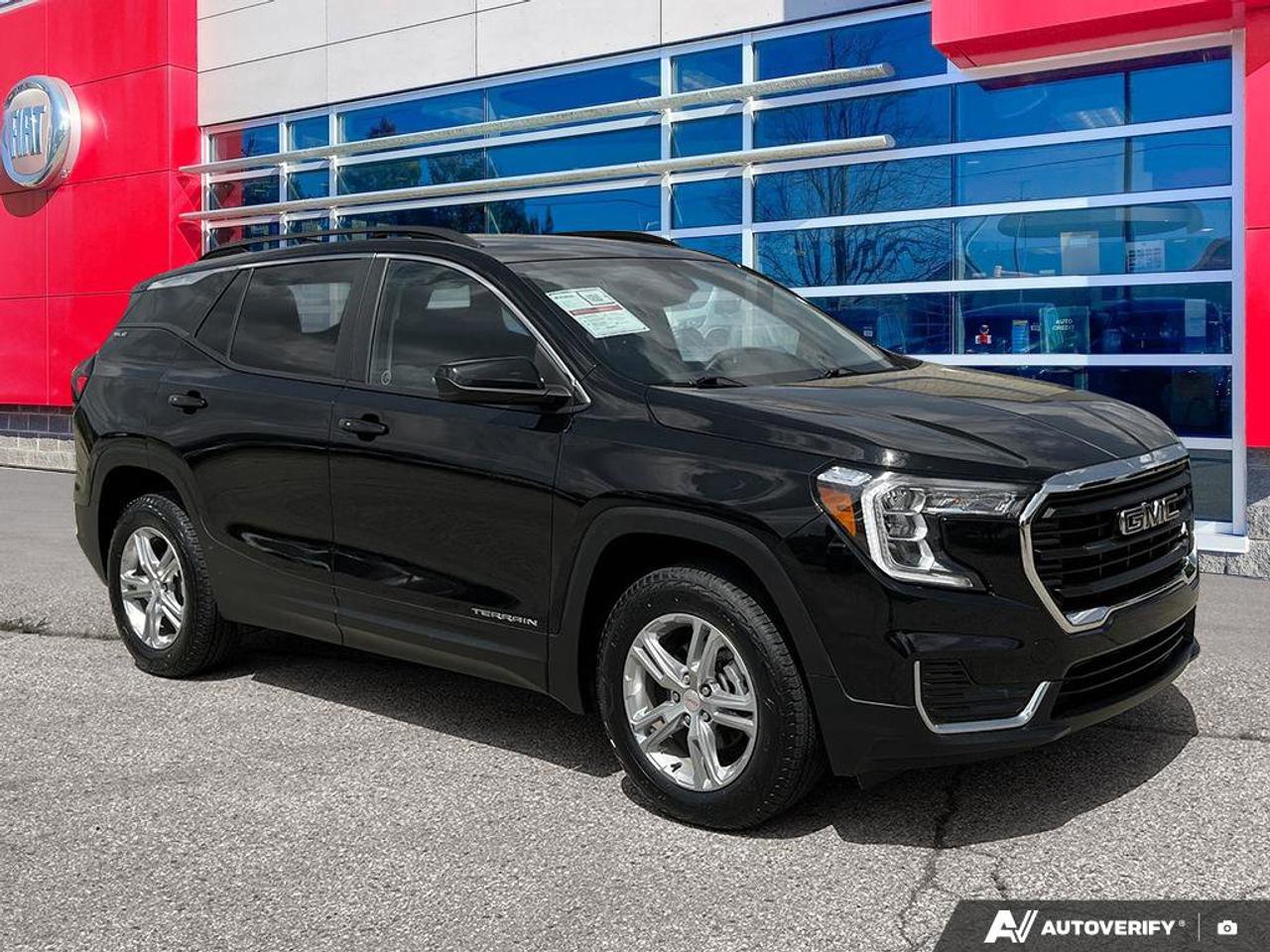 2022 GMC Terrain SLE | Heated Front Seats | Power Driver's Seat | Forward Collision Alert | Lane Keep Assist | Photo