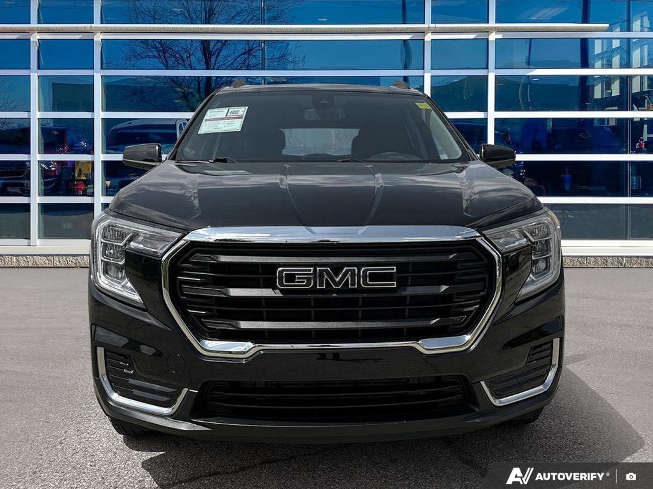 2022 GMC Terrain SLE | Heated Front Seats | Power Driver's Seat | Forward Collision Alert | Lane Keep Assist | Photo