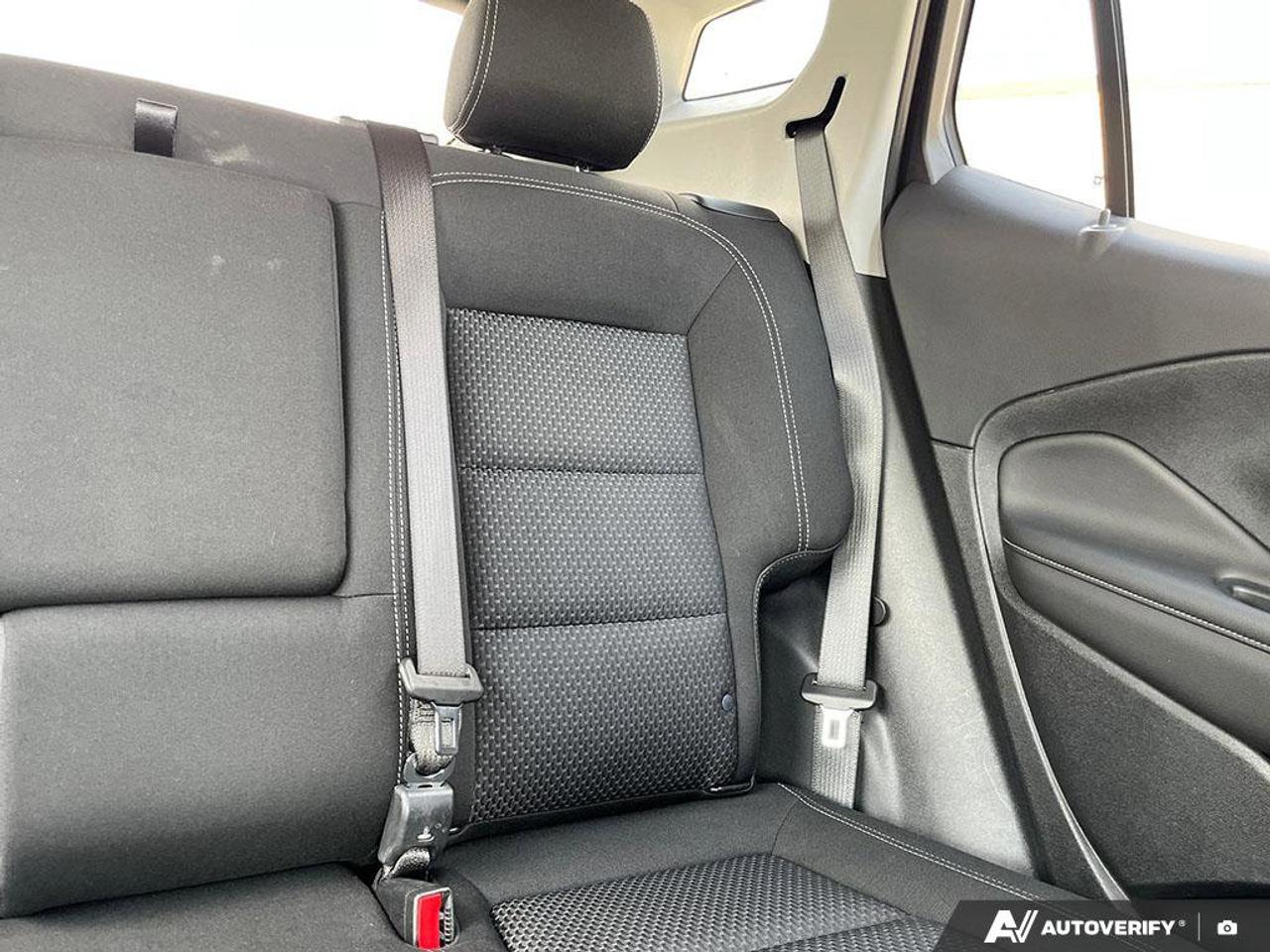 2022 GMC Terrain SLE | Heated Front Seats | Power Driver's Seat | Forward Collision Alert | Lane Keep Assist | Photo