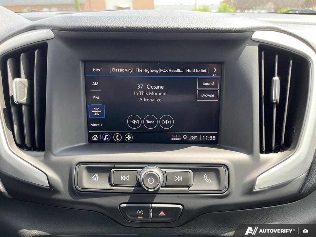 2022 GMC Terrain SLE | Heated Front Seats | Power Driver's Seat | Forward Collision Alert | Lane Keep Assist | Photo