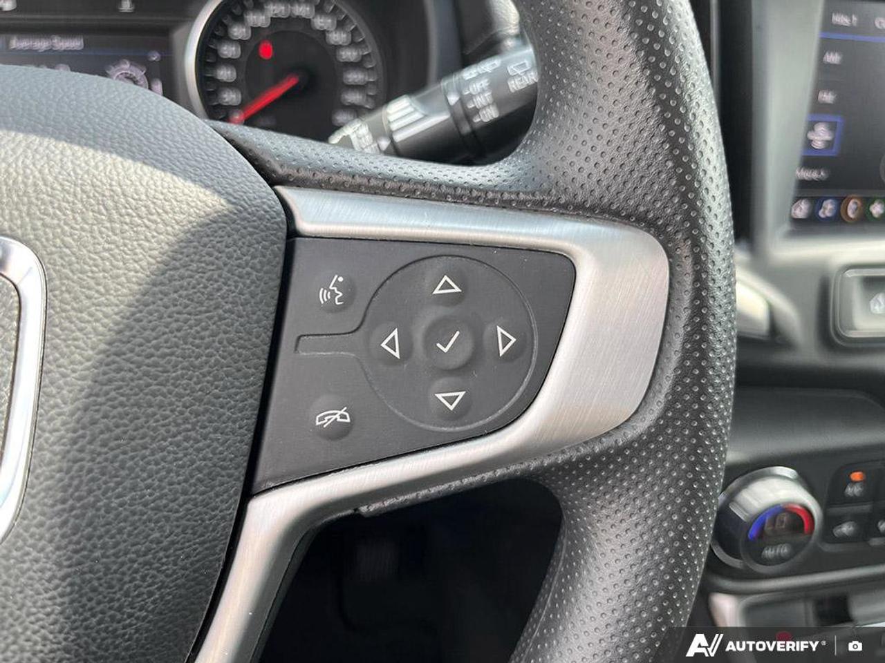 2022 GMC Terrain SLE | Heated Front Seats | Power Driver's Seat | Forward Collision Alert | Lane Keep Assist | Photo