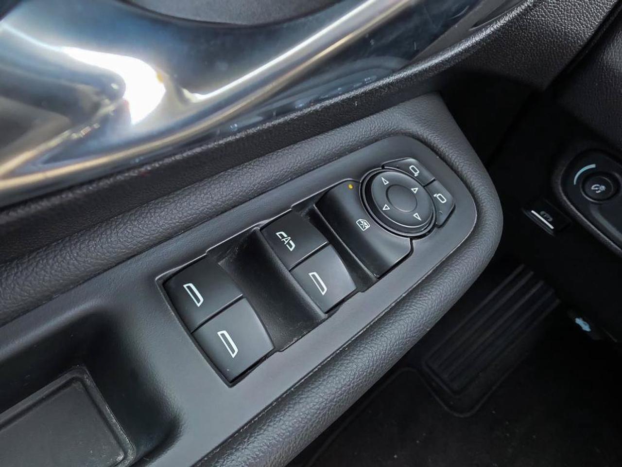 2022 GMC Terrain SLE | New Tires | Good Brakes | Great Condition | Blind-Spot Monitor | CarPlay | Android Auto | Photo